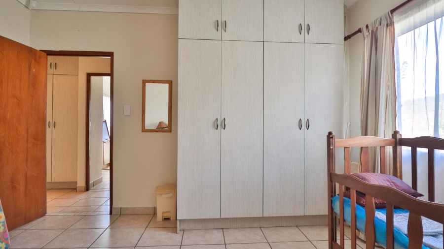 3 Bedroom Property for Sale in Stilbaai Wes Western Cape